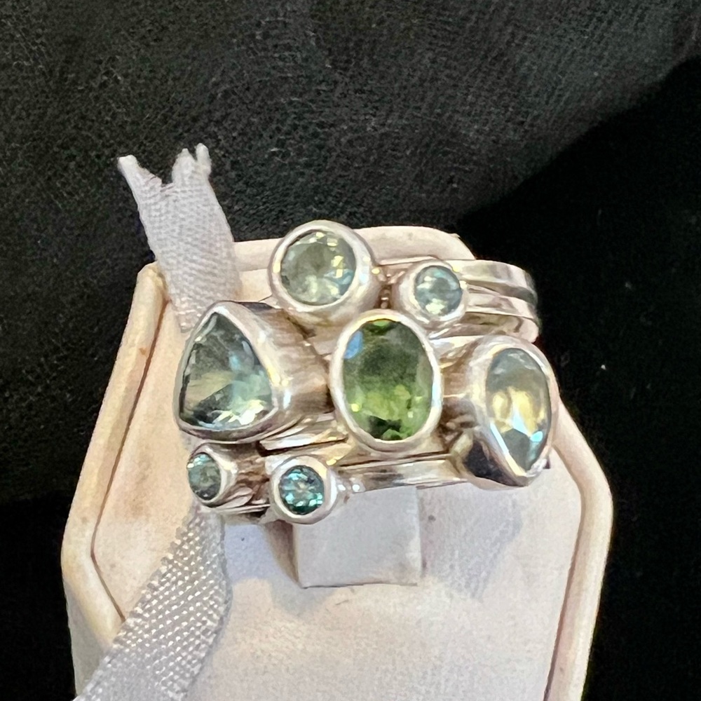 Janice Girardi, stackable rings - Picture 8 of 11